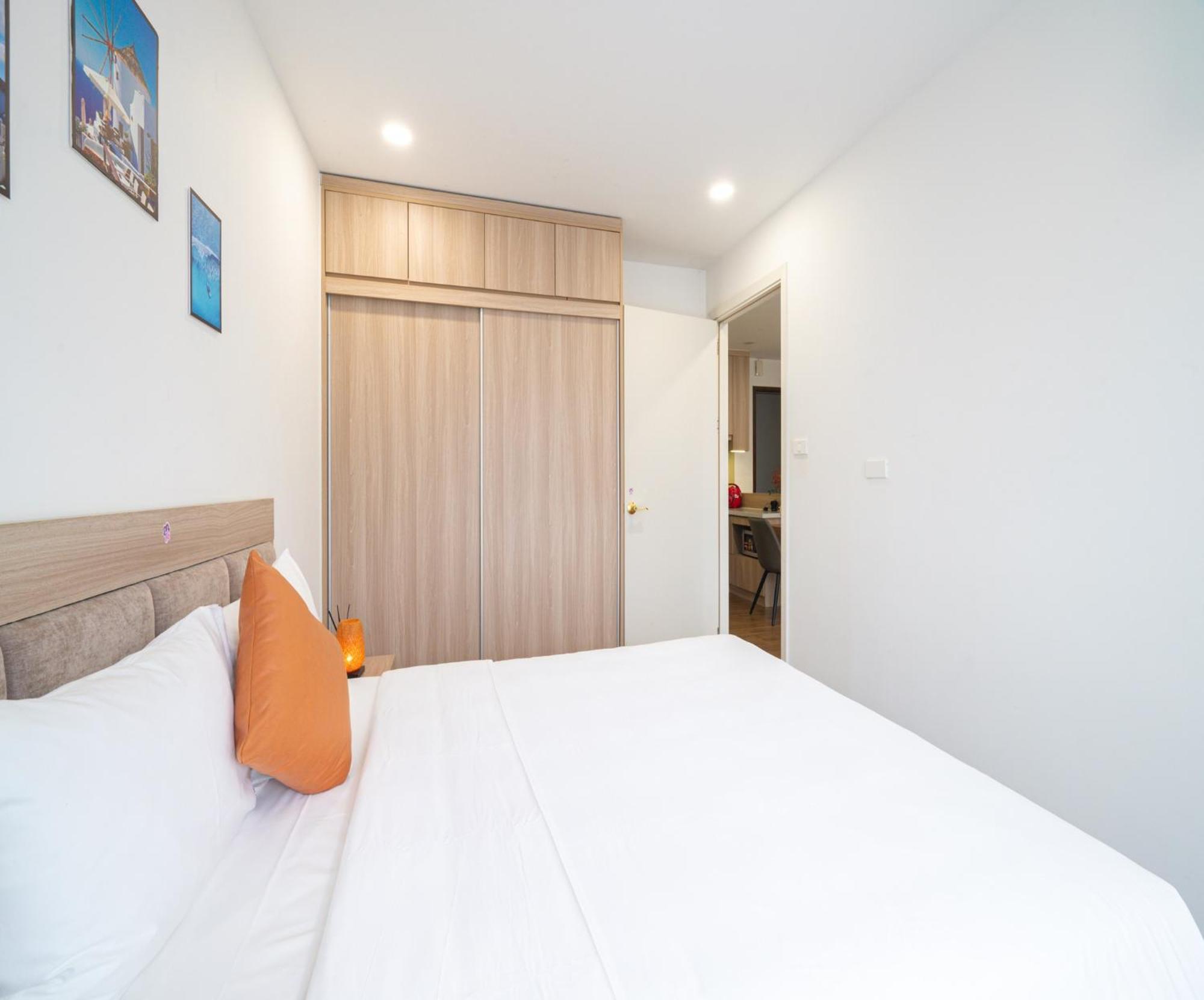 Luxe Paradise Residence Truc Bach Hanoi Bagian luar foto