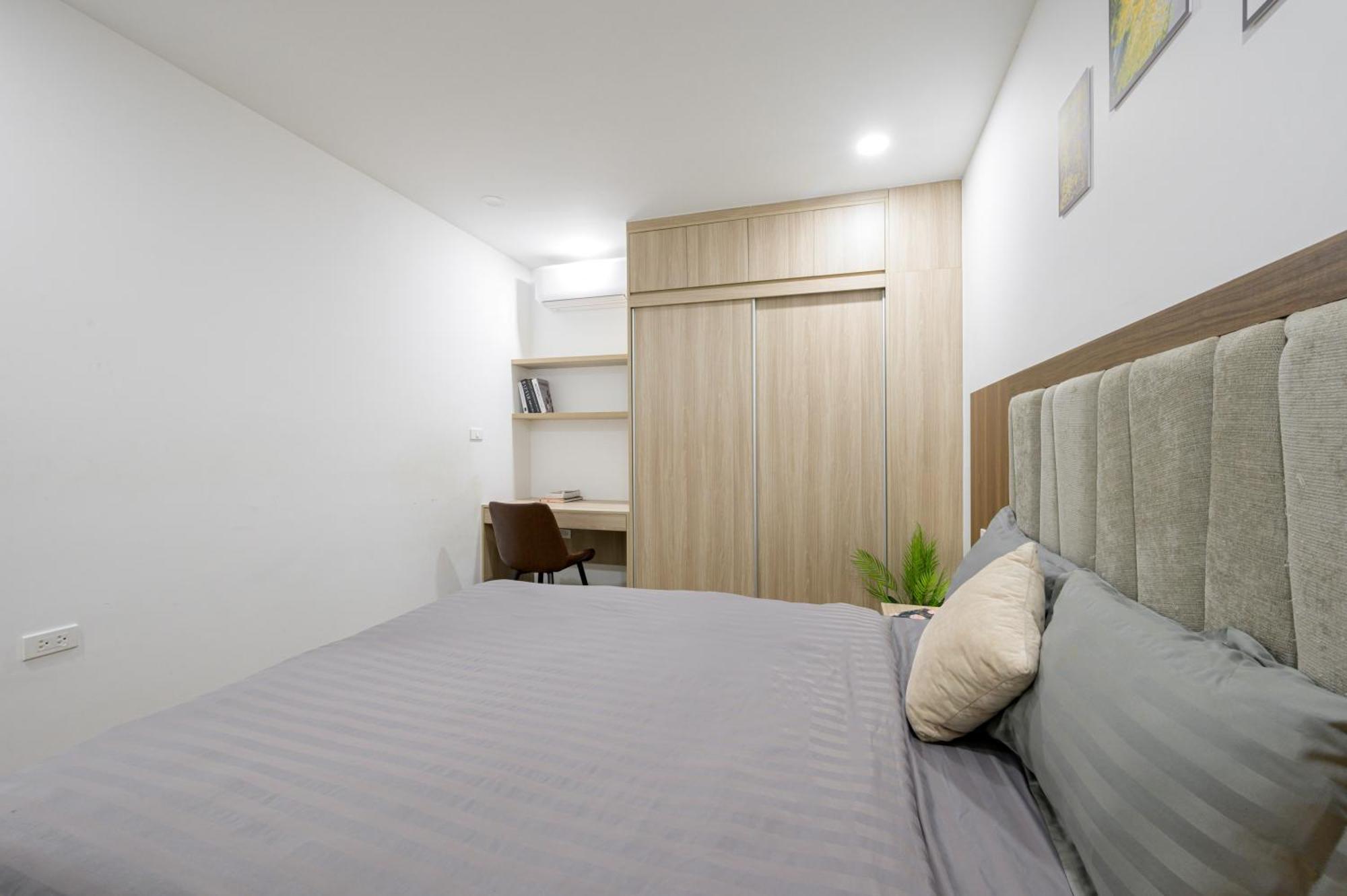 Luxe Paradise Residence Truc Bach Hanoi Bagian luar foto